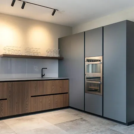 In Pula With Kitchen Štinjan